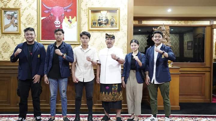 Parwata Suntik Rp5 Juta, Dukung Atlet Wushu Badung Tanding ke Surabaya.
