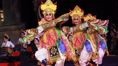 Gong Kebyar Wanita Gema Katonjaya Duta Denpasar Tampil Memikat