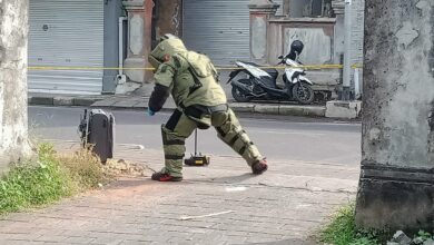 Diduga Bom, Polda Bali Periksa Koper Tak Bertuan di Penarungan