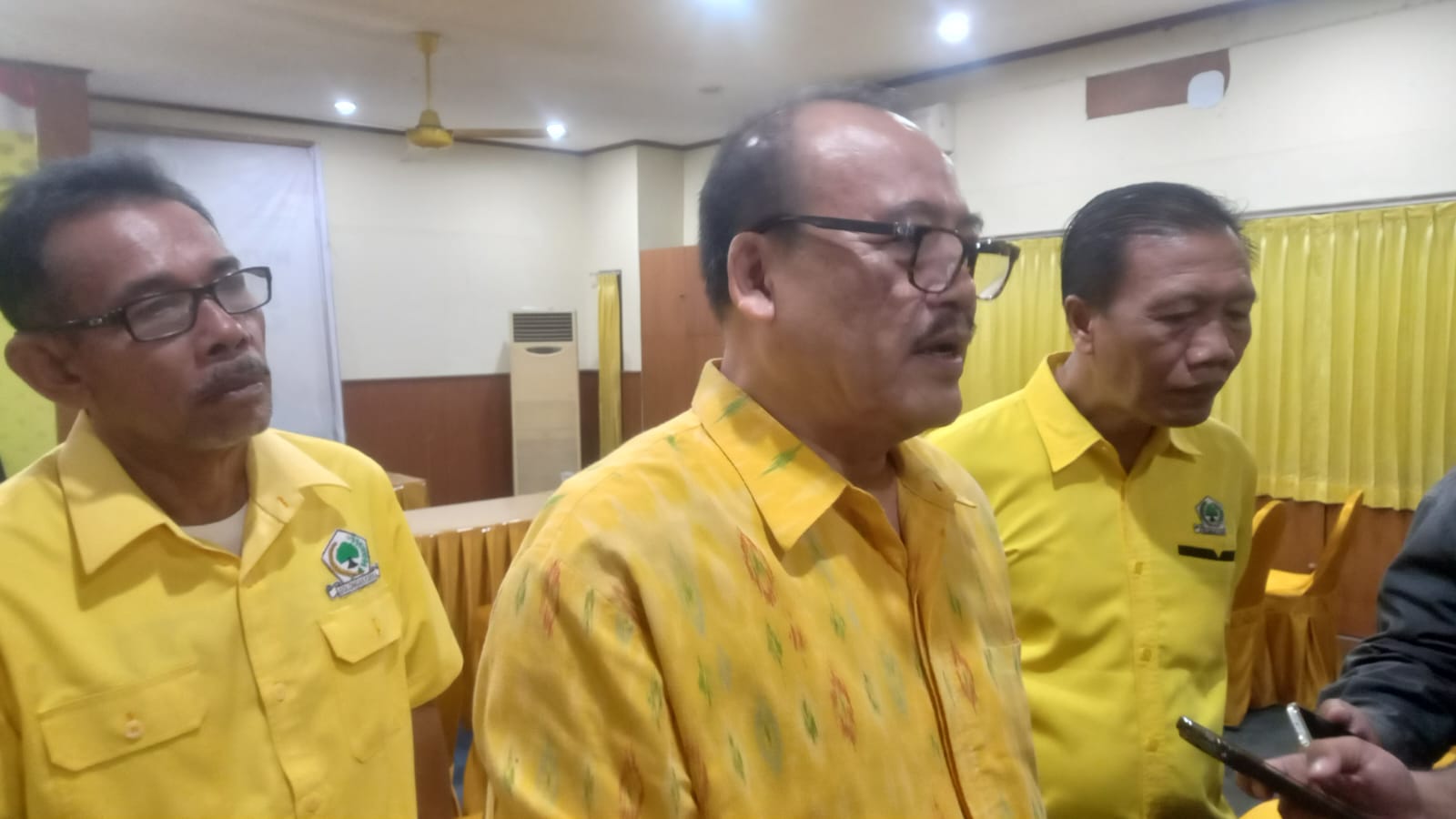 Lawan Golkar, Ipat Terancam Dipecat