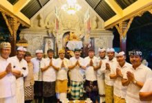 Suyadinata Sowan ke Puri Ageng Mengwi
