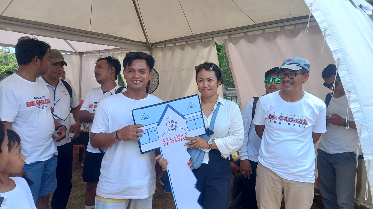 Ketiban Durian, Milenial Klungkung Dapat Hadiah Rumah Jelang Pernikahan