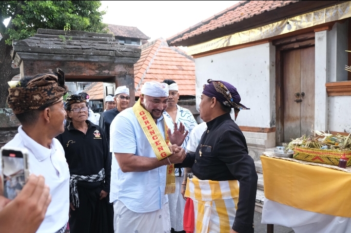 Turah Kingsan: ke Bedugul Beli Benang, yang Gundul Pasti Menang