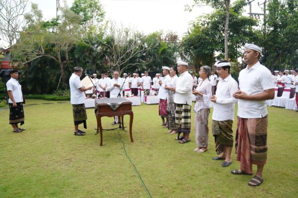 Bupati Gianyar Rotasi 12 Pejabat, Mahayastra: Saatnya Birokrasi Segar dan Efektif